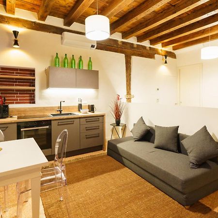 Domus Verona - Elegante Residenza Satiro Eksteriør bilde