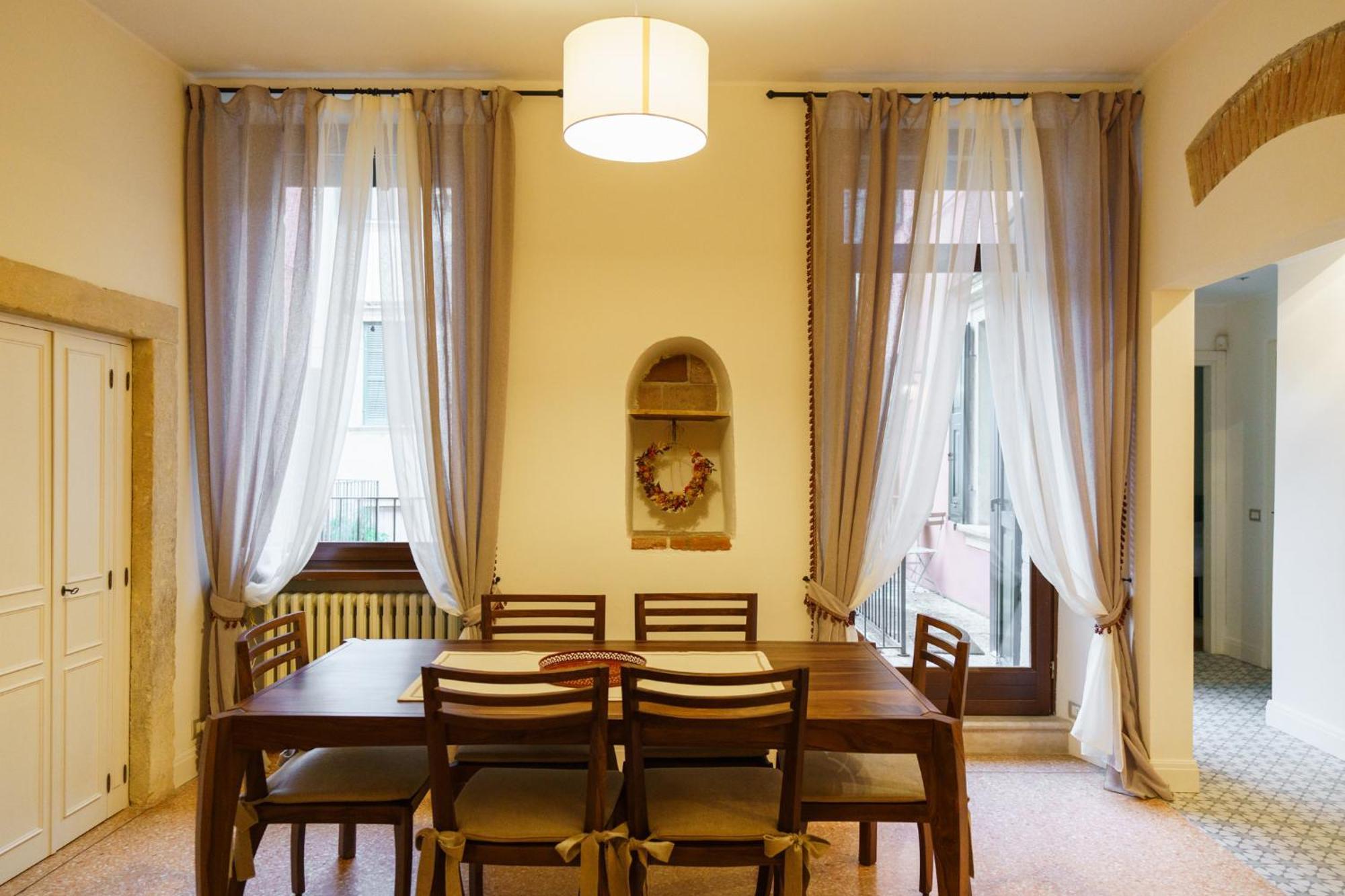 Domus Verona - Elegante Residenza Satiro Eksteriør bilde